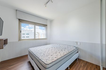Quarto 1 de apartamento para alugar com 3 quartos, 189m² em Passo d’Areia, Porto Alegre