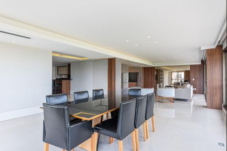 Sala de apartamento para alugar com 3 quartos, 189m² em Passo d’Areia, Porto Alegre