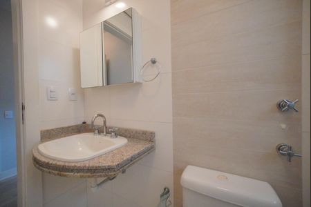 Apartamento para alugar com 206m², 4 quartos e 3 vagasBanheiro da Suíte 4
