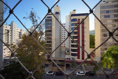 Apartamento para alugar com 206m², 4 quartos e 3 vagasVista da Suíte 4