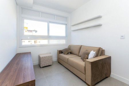 Sala de apartamento para alugar com 1 quarto, 40m² em Centro Histórico, Porto Alegre