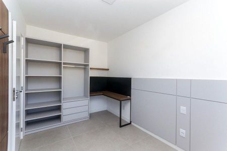 Quarto de apartamento para alugar com 1 quarto, 40m² em Centro Histórico, Porto Alegre