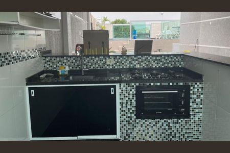 Casa para alugar com 2 quartos, 240m² em Bento Ribeiro, Rio de Janeiro