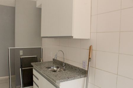 Cozinha de apartamento à venda com 2 quartos, 43m² em Curicica, Rio de Janeiro