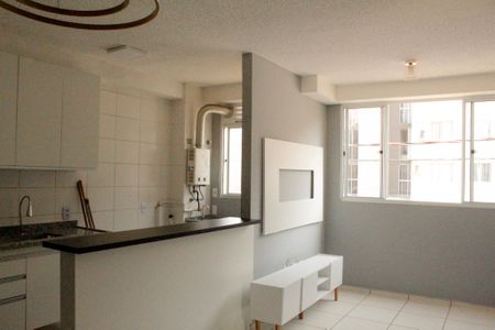 Apartamento à venda com 43m², 2 quartos e 1 vaga Apartamento à venda com 43m², 2 quartos e 1 vagaSala