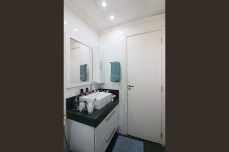 Apartamento à venda com 107m², 2 quartos e 2 vagasQuarto 1 - Suíte Banheiro 