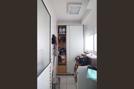 Apartamento à venda com 107m², 2 quartos e 2 vagasÁrea de Serviço