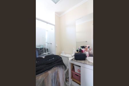 Apartamento à venda com 107m², 2 quartos e 2 vagasQuarto 2 - Suíte Banheiro 