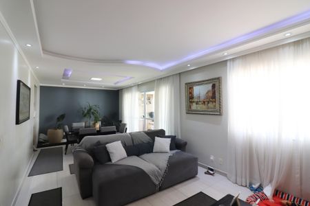 Apartamento à venda com 107m², 2 quartos e 2 vagasSala 