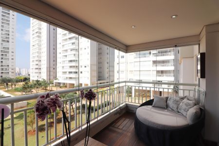Apartamento à venda com 107m², 2 quartos e 2 vagasVaranda gourmet