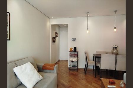 Sala de apartamento à venda com 3 quartos, 64m² em Chácara Seis de Outubro, São Paulo