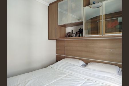 Apartamento à venda com 64m², 3 quartos e 1 vagaQuarto 2