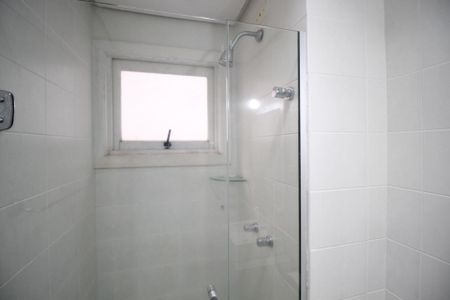 Apartamento à venda com 114m², 2 quartos e 2 vagasBanheiro