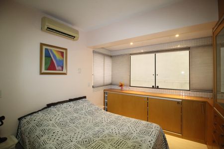 Apartamento à venda com 114m², 2 quartos e 2 vagasSuíte 1
