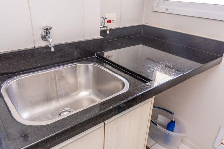 Apartamento para alugar com 69m², 2 quartos e 1 vagaÁrea de Serviço 