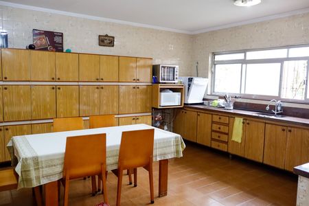 Casa à venda com 137m², 3 quartos e 4 vagas Casa à venda com 137m², 3 quartos e 4 vagasCozinha