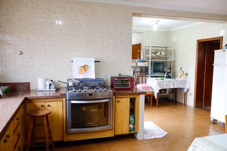 Casa à venda com 137m², 3 quartos e 4 vagas Casa à venda com 137m², 3 quartos e 4 vagasCozinha