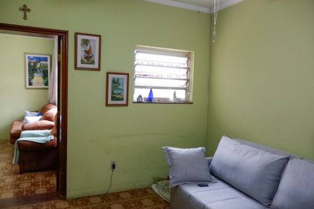 Casa à venda com 137m², 3 quartos e 4 vagas Casa à venda com 137m², 3 quartos e 4 vagassala
