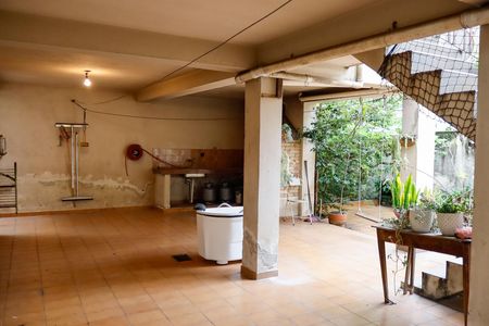 Casa à venda com 137m², 3 quartos e 4 vagas Casa à venda com 137m², 3 quartos e 4 vagasÁrea comum