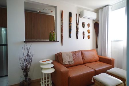 Sala de apartamento à venda com 2 quartos, 50m² em Passo das Pedras, Porto Alegre