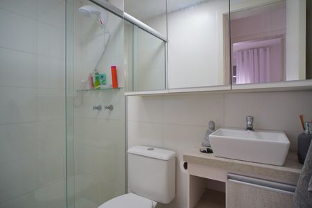 Apartamento à venda com 50m², 2 quartos e 1 vaga Apartamento à venda com 50m², 2 quartos e 1 vagaBanheiro