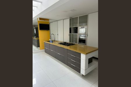 Casa para alugar com 4 quartos, 380m² em Vargem Grande, Rio de Janeiro