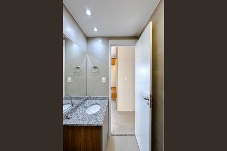 Apartamento para alugar com 52m², 2 quartos e 1 vagaBanheiro