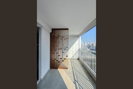 Apartamento para alugar com 52m², 2 quartos e 1 vagaVaranda