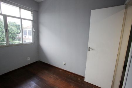 Apartamento para alugar com 100m², 2 quartos e 2 vagasQuarto 