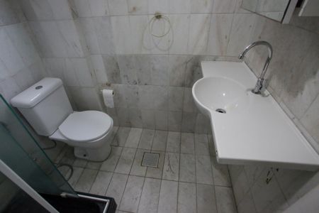 Apartamento para alugar com 100m², 2 quartos e 2 vagasBanheiro da Suíte