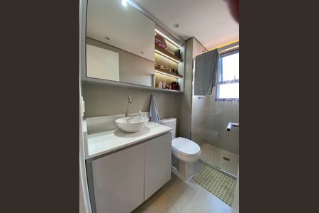 Apartamento à venda com 71m², 3 quartos e 1 vagaQuarto 1 - Banheiro