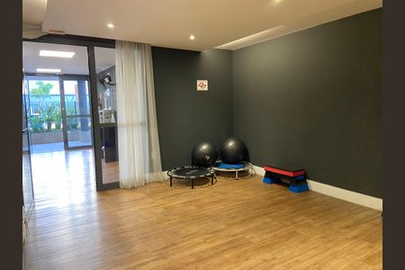 Apartamento à venda com 71m², 3 quartos e 1 vagaÁrea comum