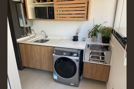 Apartamento à venda com 71m², 3 quartos e 1 vagaÁrea de Serviço