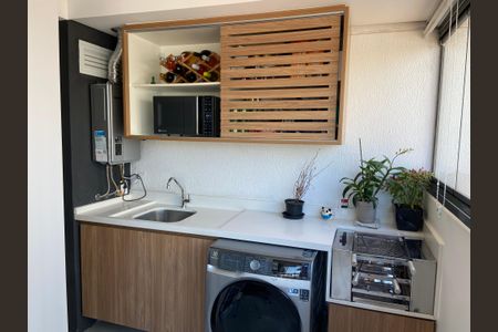 Apartamento à venda com 71m², 3 quartos e 1 vagaÁrea de Serviço