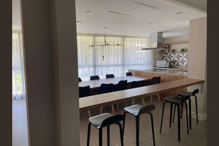 Apartamento à venda com 71m², 3 quartos e 1 vagaÁrea comum