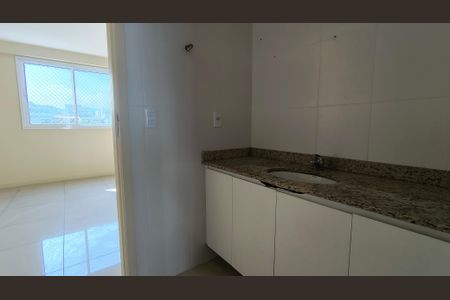 Apartamento para alugar com 280m², 4 quartos e 2 vagasBanheiro da Suíte 3 e 4