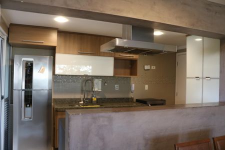 Apartamento à venda com 104m², 2 quartos e 2 vagasCozinha