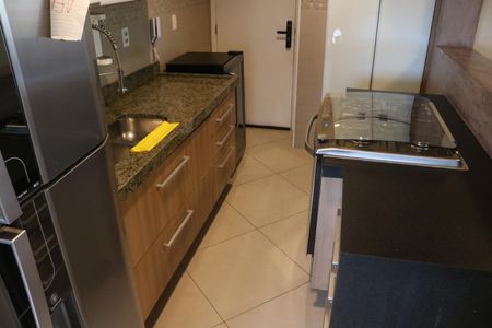 Apartamento à venda com 104m², 2 quartos e 2 vagasCozinha