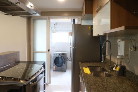Apartamento à venda com 104m², 2 quartos e 2 vagasCozinha