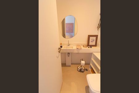Apartamento à venda com 82m², 2 quartos e 1 vaga Apartamento à venda com 82m², 2 quartos e 1 vagaLavabo