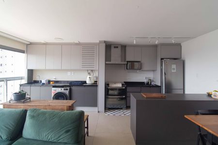 Apartamento à venda com 82m², 2 quartos e 1 vaga Apartamento à venda com 82m², 2 quartos e 1 vagaCozinha e área de serviço