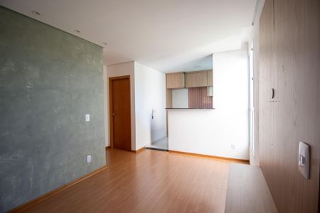 Sala  de apartamento para alugar com 2 quartos, 44m² em Jardim Guaruja, Sorocaba