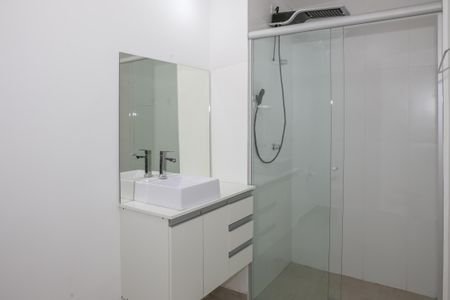 Banheiro de kitnet/studio para alugar com 1 quarto, 33m² em Vila Leopoldina, São Paulo