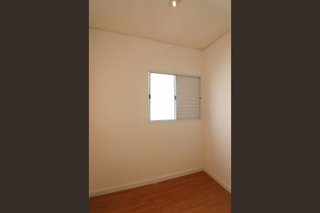 Casa à venda com 111m², 3 quartos e 2 vagasQuarto 2