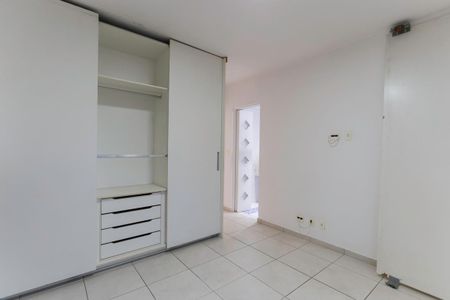 Apartamento para alugar com 70m², 2 quartos e 1 vagaSuíte