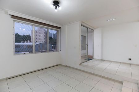 Sala de apartamento para alugar com 2 quartos, 70m² em Jardim das Laranjeiras, São Paulo