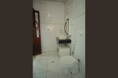 Casa à venda com 318m², 3 quartos e 4 vagasBanheiro da Suíte 