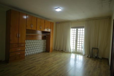 Casa à venda com 318m², 3 quartos e 4 vagasSuíte 