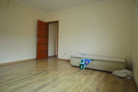 Casa à venda com 318m², 3 quartos e 4 vagasQuarto 2 