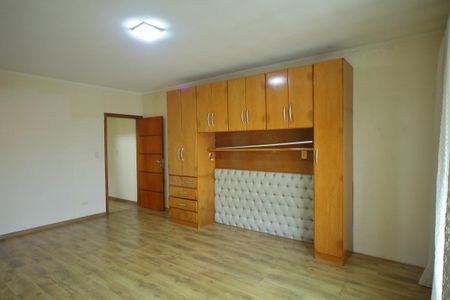 Casa à venda com 318m², 3 quartos e 4 vagasSuíte 